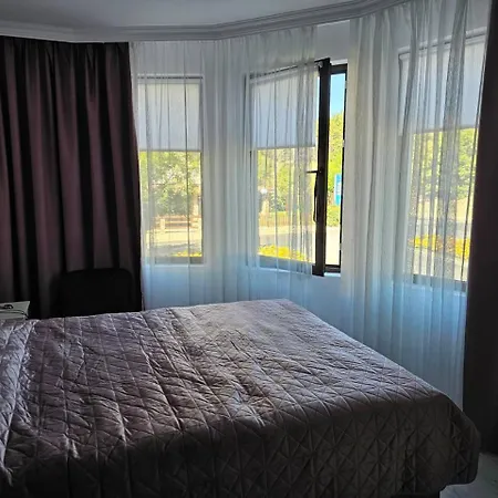 3 комнатные новые у моря Apartment Sveti Vlas