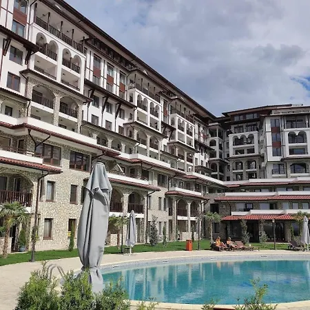 Apartment 3 комнатные новые у моря