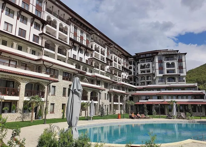 Apartamento 3 комнатные новые у моря